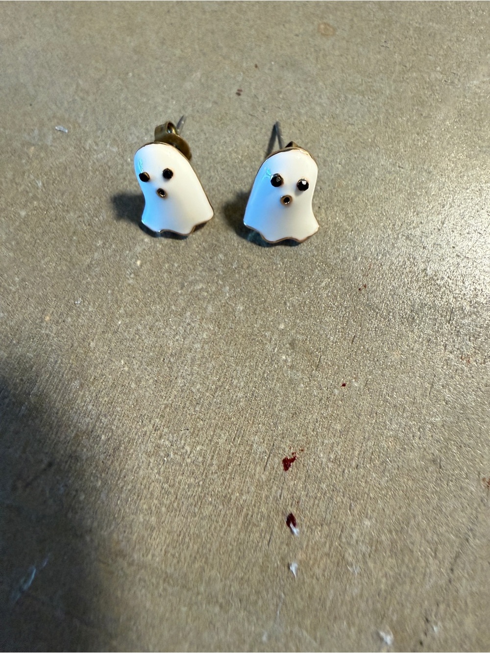 White Ghost Stud Earrings - Cute Halloween